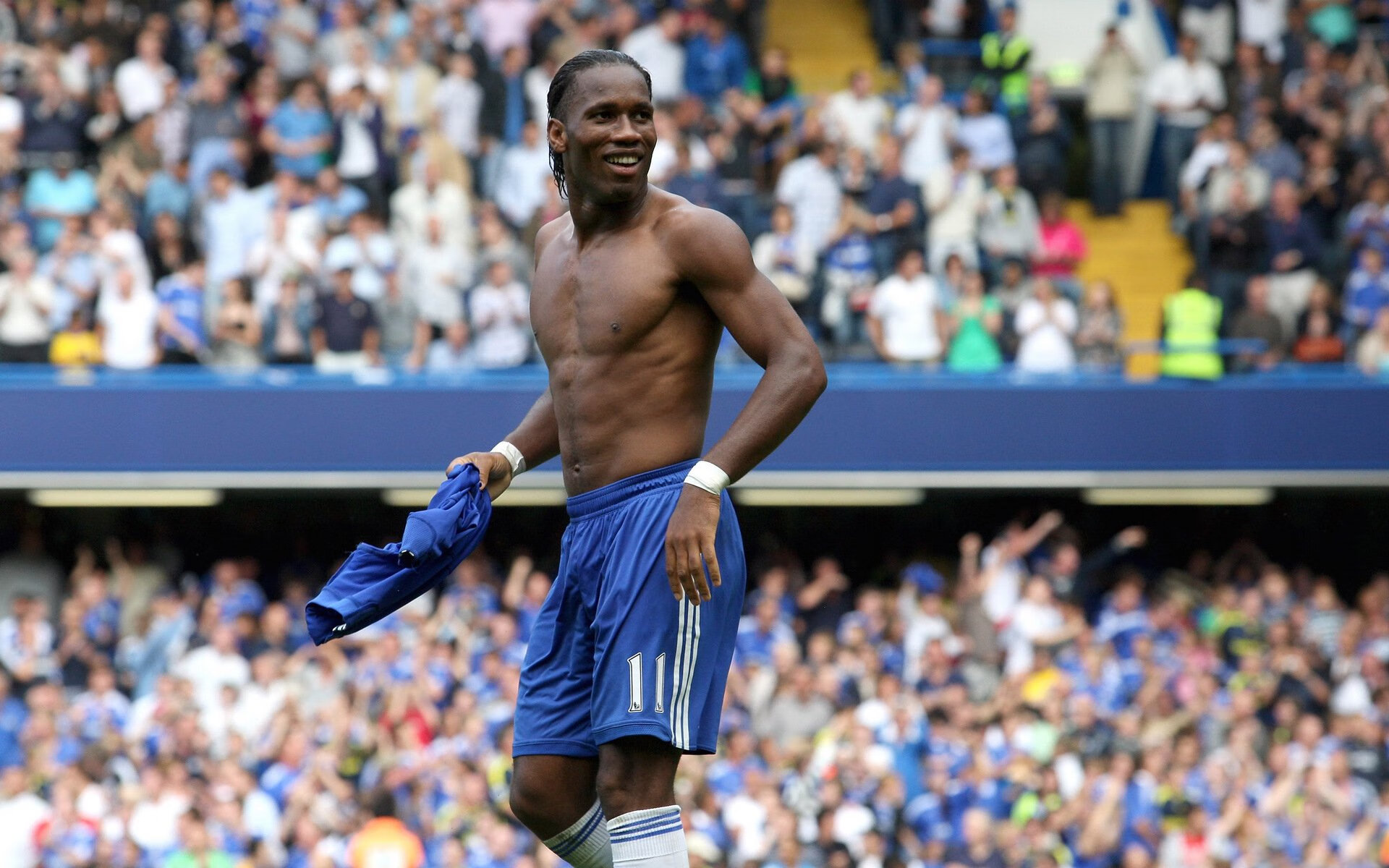 《堡垒之夜》未来光影:开启无限想象的奇幻未来